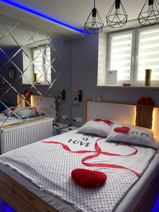 Apartament "Love" Centrum Z Duza Wanna Dla Dwojga Gniezno Dış mekan fotoğraf