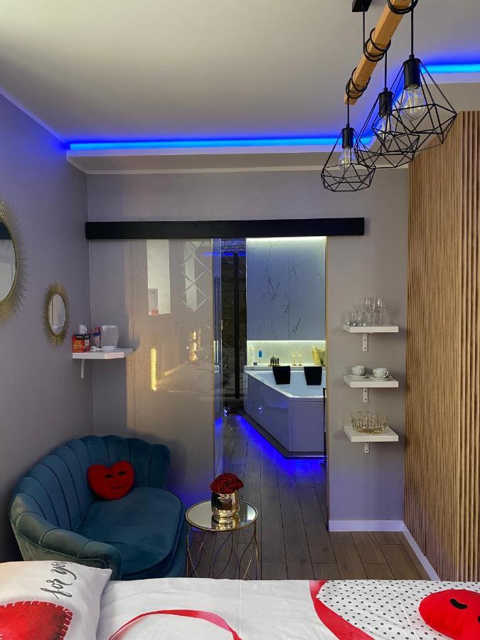 Apartament "Love" Centrum Z Duza Wanna Dla Dwojga Gniezno Dış mekan fotoğraf